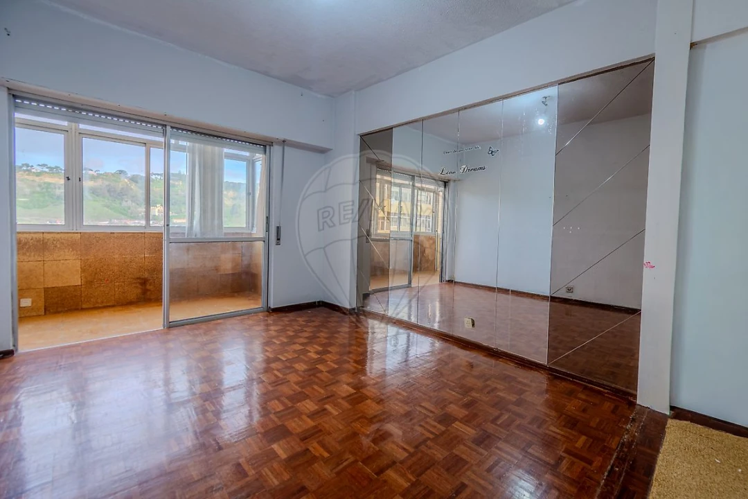 Apartamento T2 para Venda em Costa da Caparica Foto 1