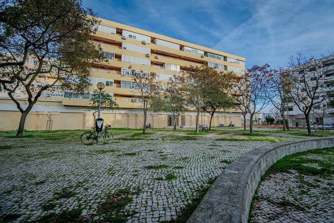 Apartamento T2 para Venda em Costa da Caparica Foto 5