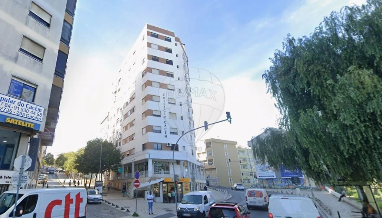 Apartamento T3 para Venda em Cacém e São Marcos Foto 3