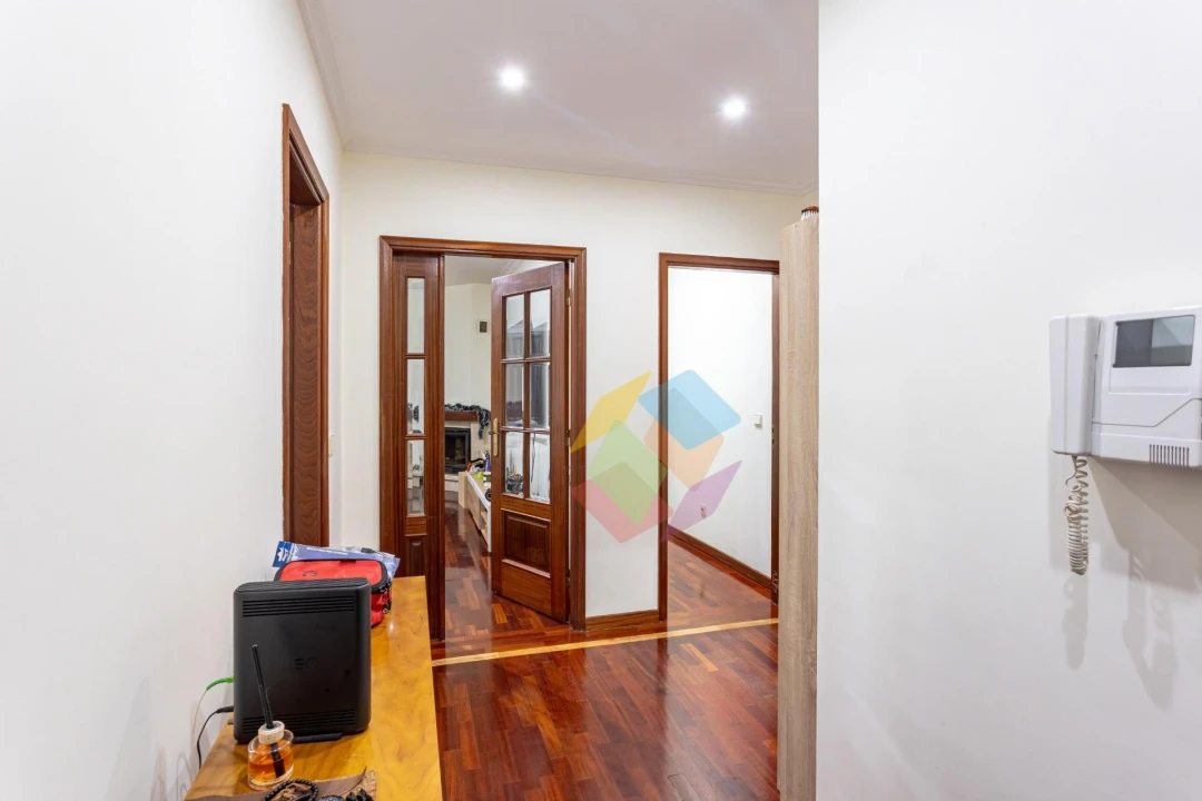 Apartamento T2 para Venda em São João de Ver Foto 7