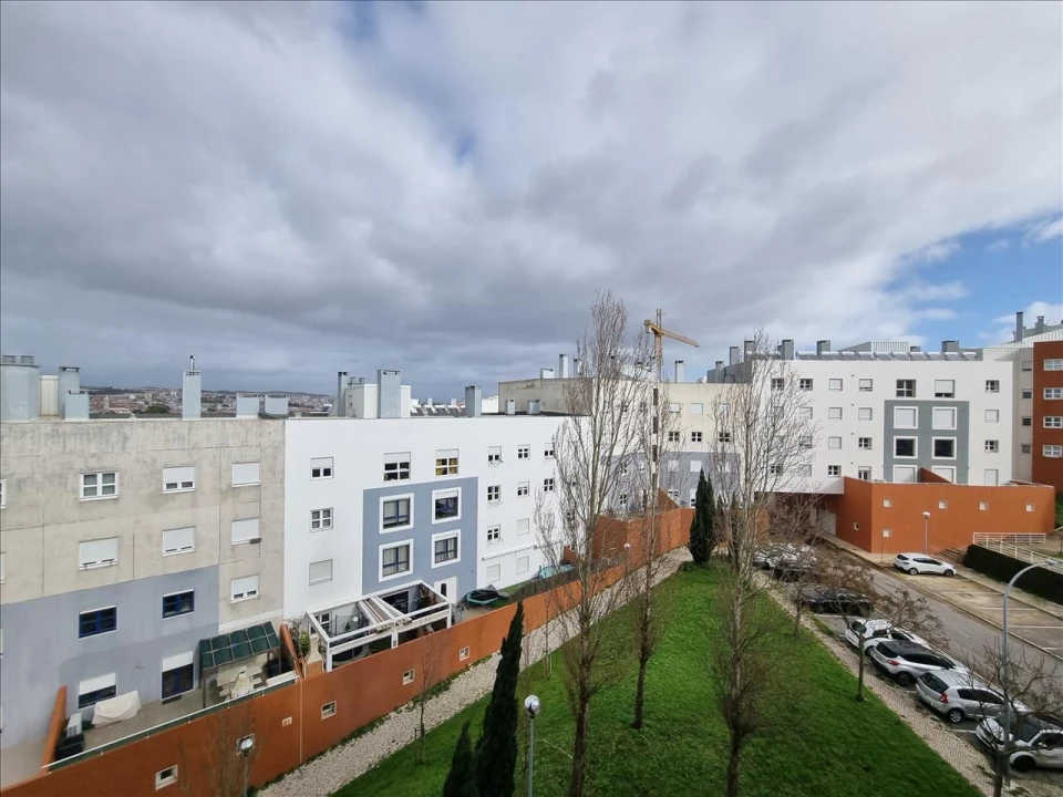 Apartamento T2 para Venda em Venteira Foto 20