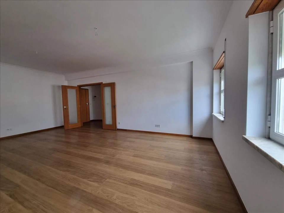 Apartamento T2 para Venda em Venteira Foto 5