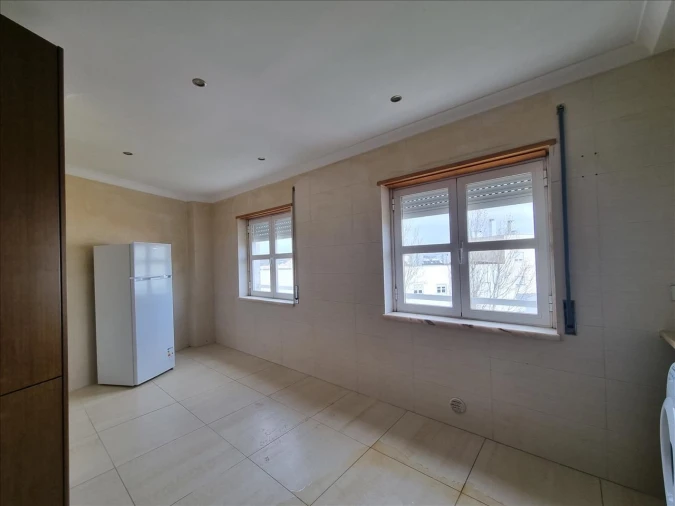 Apartamento T2 para Venda em Venteira Foto 8