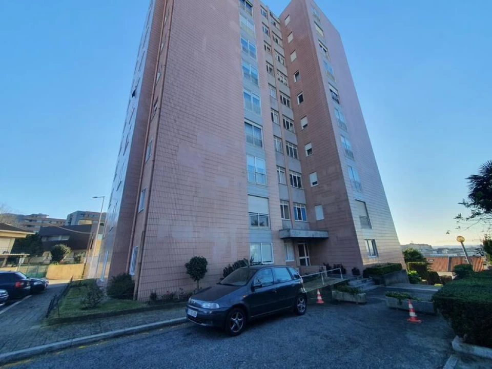 Apartamento T3 para Venda em Aguas Santas Foto 1