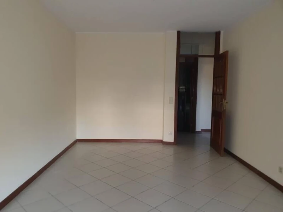 Apartamento T3 para Venda em Aguas Santas Foto 3