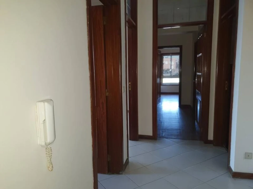 Apartamento T3 para Venda em Aguas Santas Foto 4