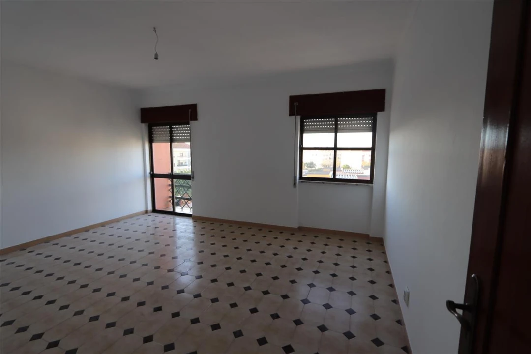 Apartamento T3 para Venda em Moita Foto 2