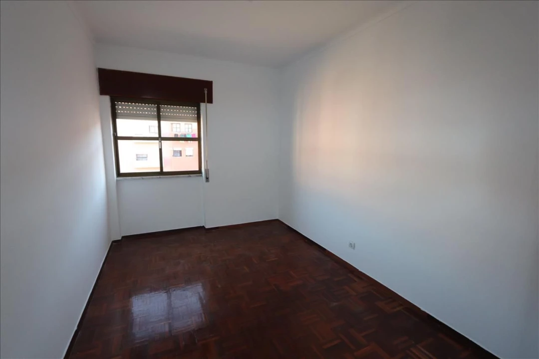 Apartamento T3 para Venda em Moita Foto 6