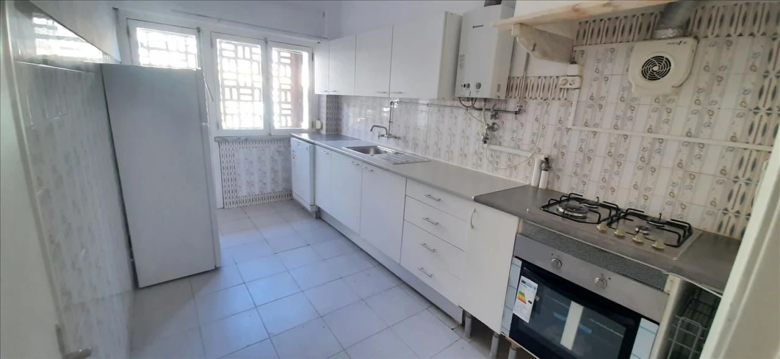 Apartamento T2 para Venda em Amora Foto 4