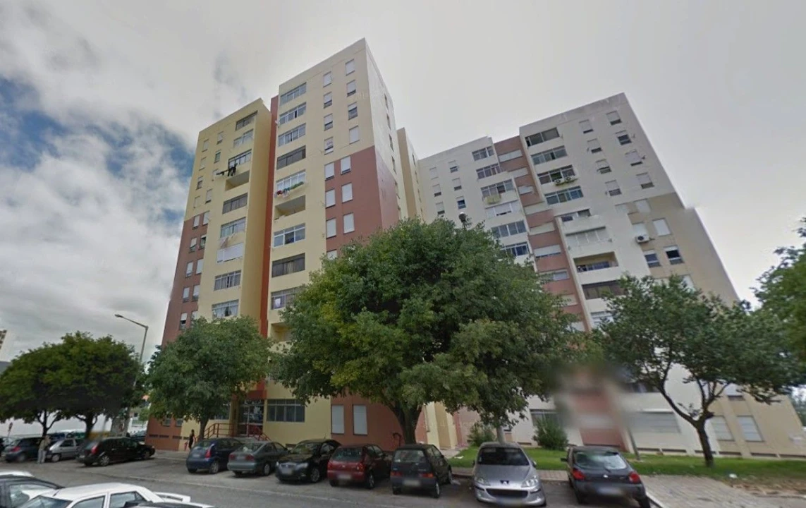 Apartamento T3 para Venda em Corroios Foto 1