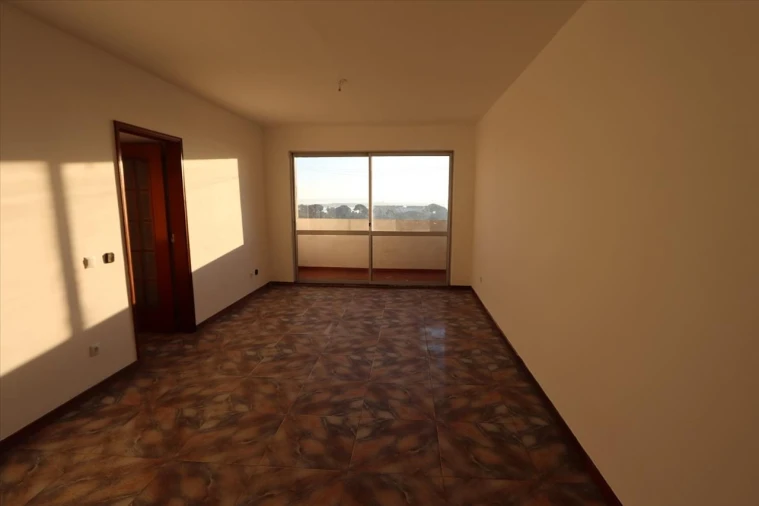 Apartamento T3 para Venda em Corroios Foto 2