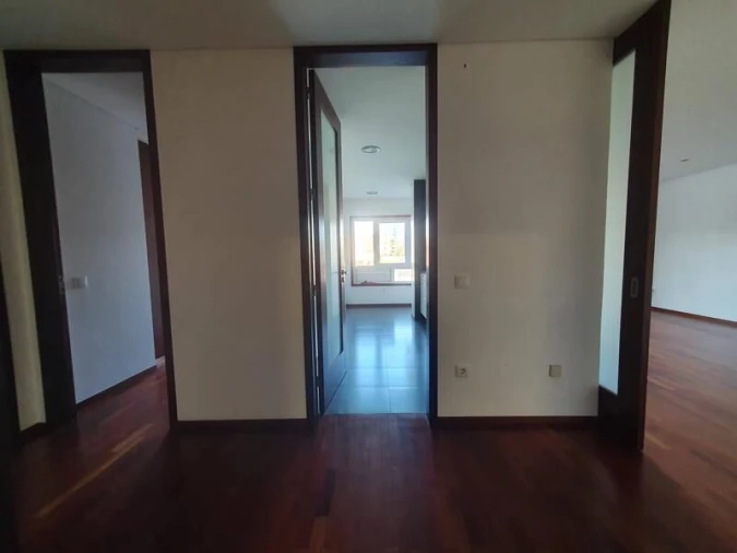 Apartamento T1 para Venda em Bonfim Foto 8