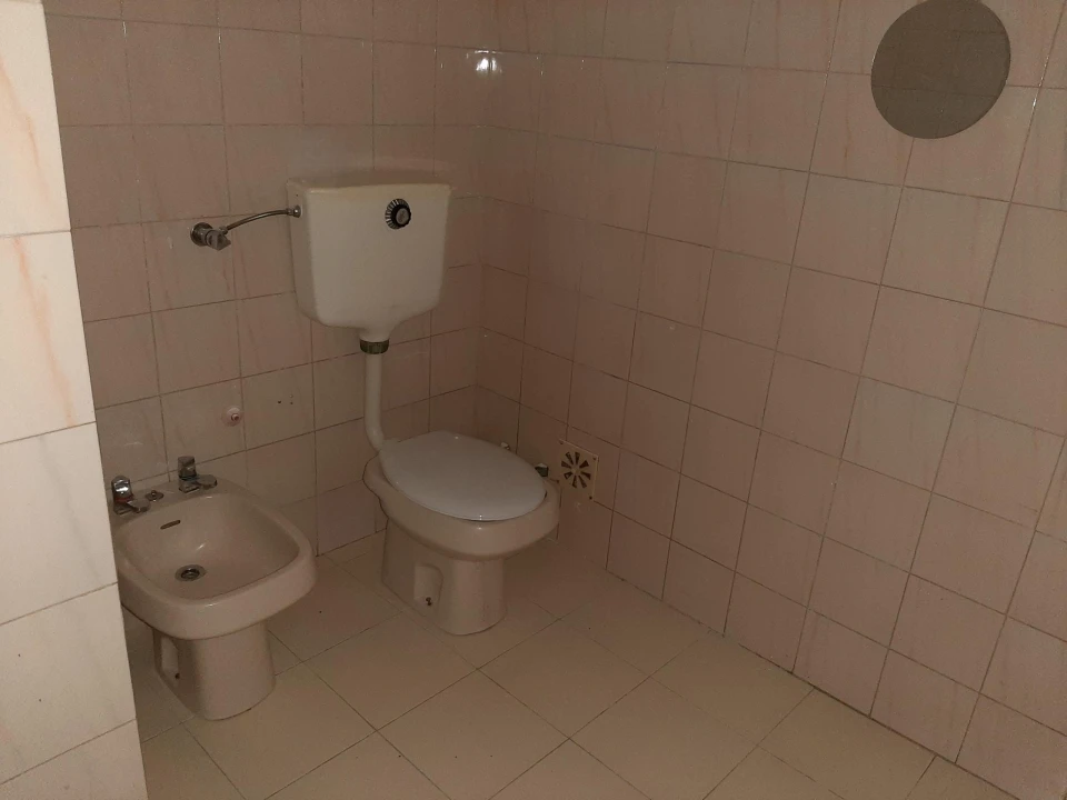 Apartamento T2 para Venda em Agualva e Mira-Sintra Foto 15