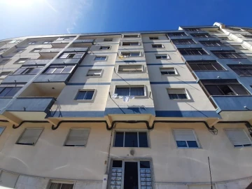 Apartamento T2 para Venda em Agualva e Mira-Sintra