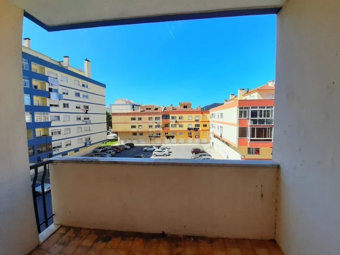 Apartamento T2 para Venda em Agualva e Mira-Sintra Foto 12
