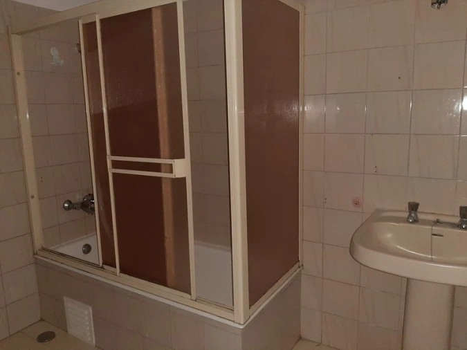 Apartamento T2 para Venda em Agualva e Mira-Sintra Foto 14