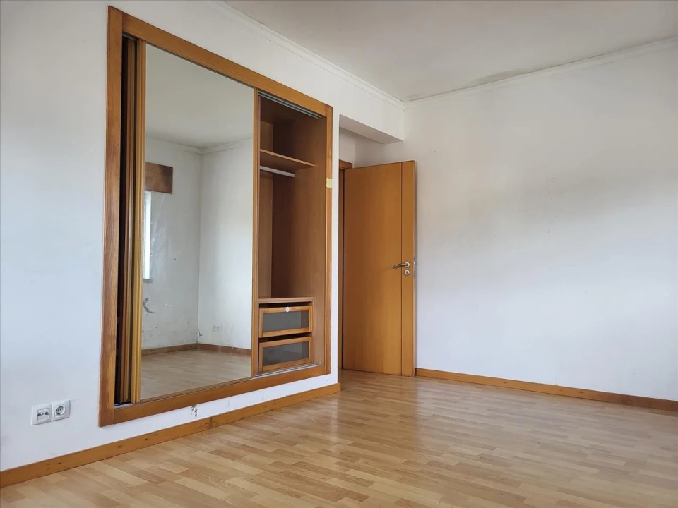 Apartamento T3 para Venda em Azambuja Foto 7