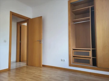 Apartamento T3 para Venda em Azambuja