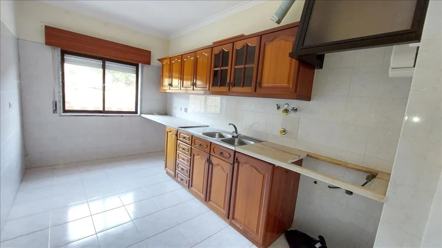 Apartamento T2 para Venda em Queluz e Belas Foto 5
