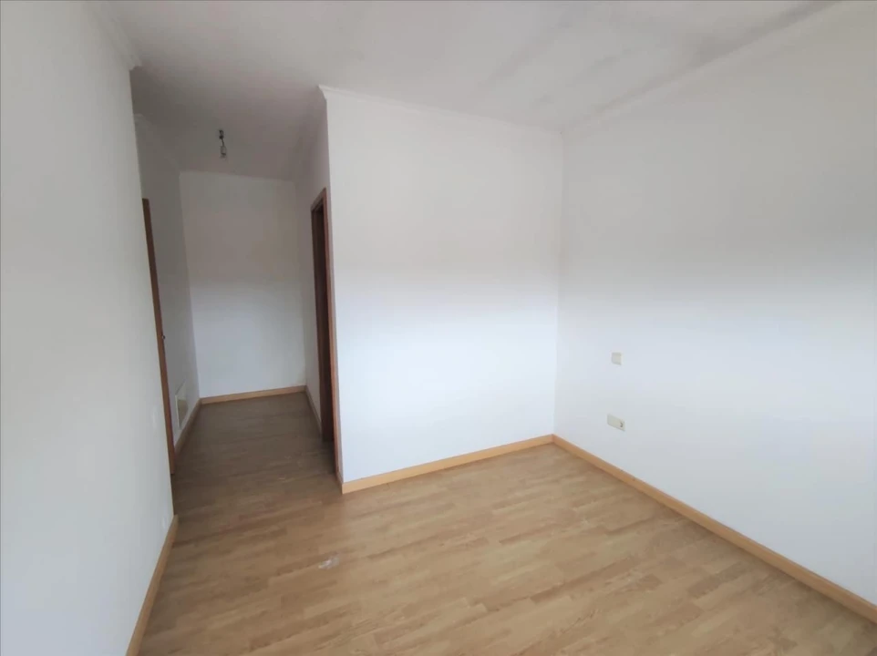 Apartamento T2 para Venda em O. Azeméis, Riba-Ul, Ul, Macinhata Seixa, Madail Foto 10