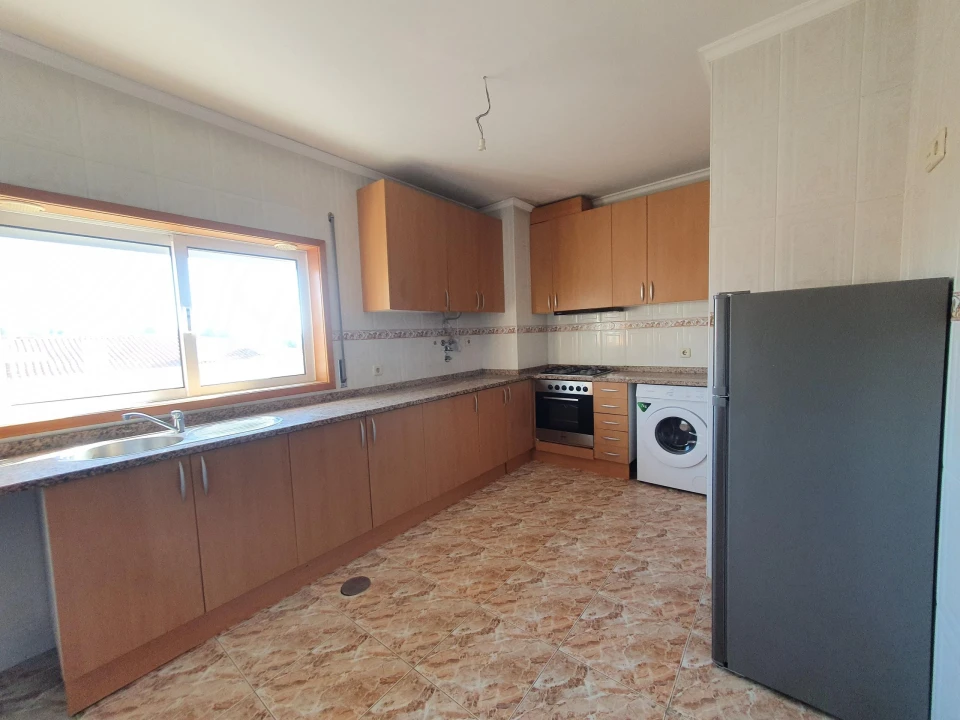 Apartamento T2 para Venda em O. Azeméis, Riba-Ul, Ul, Macinhata Seixa, Madail Foto 5