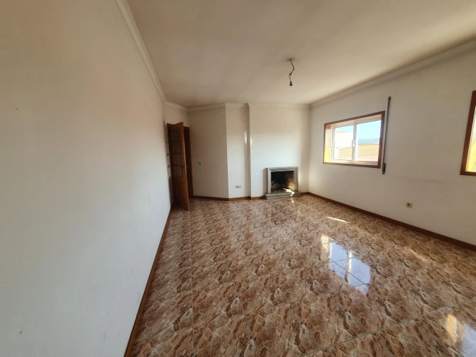 Apartamento T2 para Venda em O. Azeméis, Riba-Ul, Ul, Macinhata Seixa, Madail Foto 2