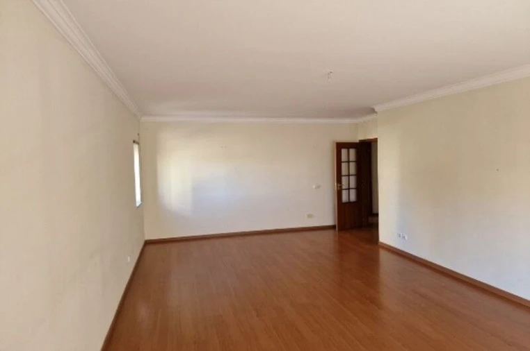 Apartamento T3 para Venda em Barreiro e Lavradio Foto 4