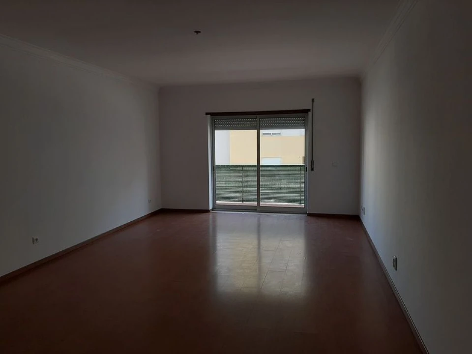 Apartamento T3 para Venda em Barreiro e Lavradio Foto 2