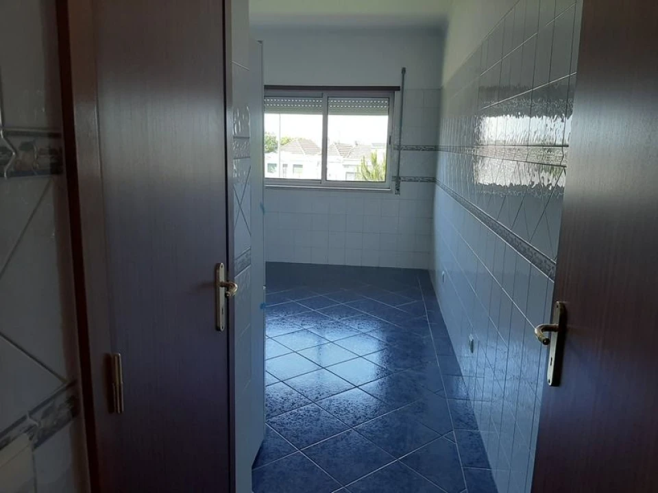 Apartamento T3 para Venda em Barreiro e Lavradio Foto 5