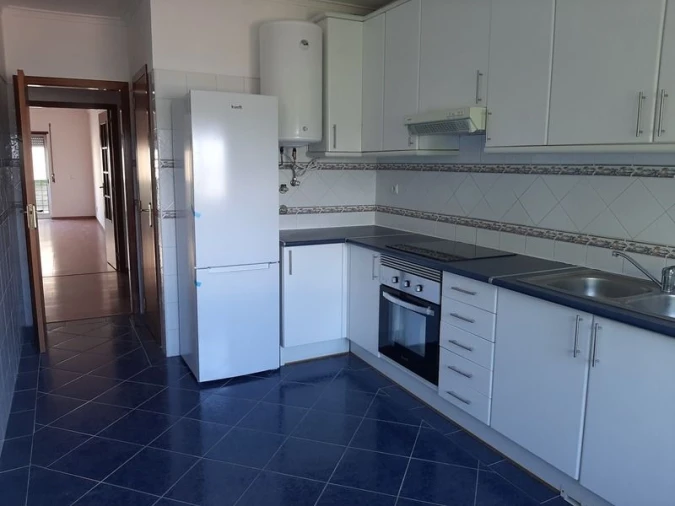 Apartamento T3 para Venda em Barreiro e Lavradio Foto 3