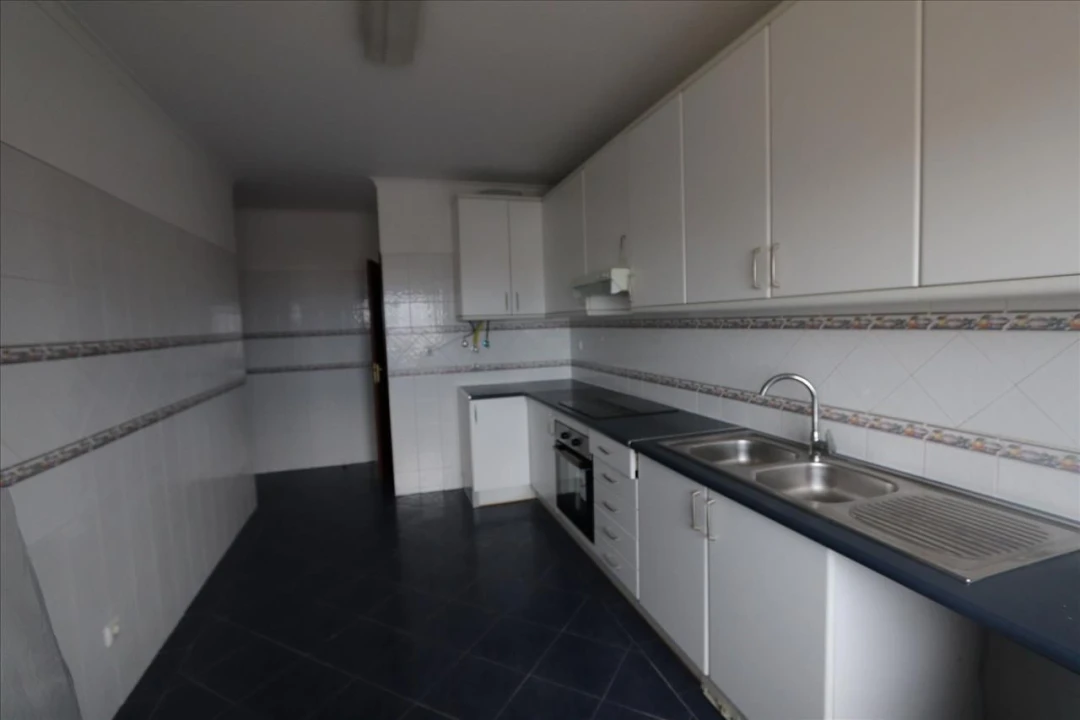 Apartamento T3 para Venda em Barreiro e Lavradio Foto 8