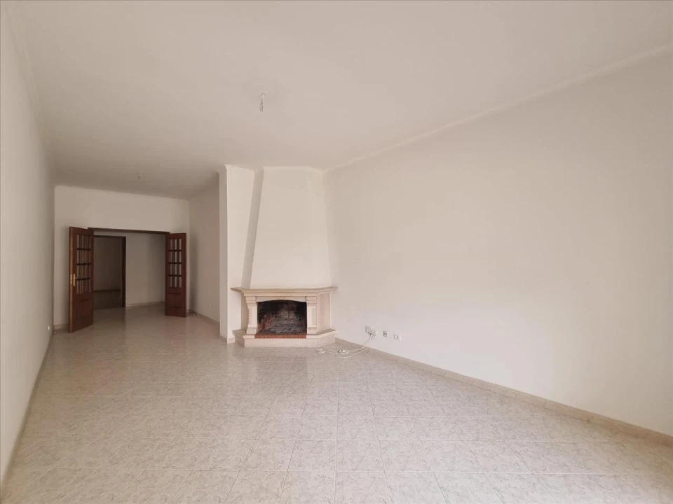 Apartamento T3 para Venda em Marvila, Ribeira Santarém, São Salvador, São Nicolau Foto 3