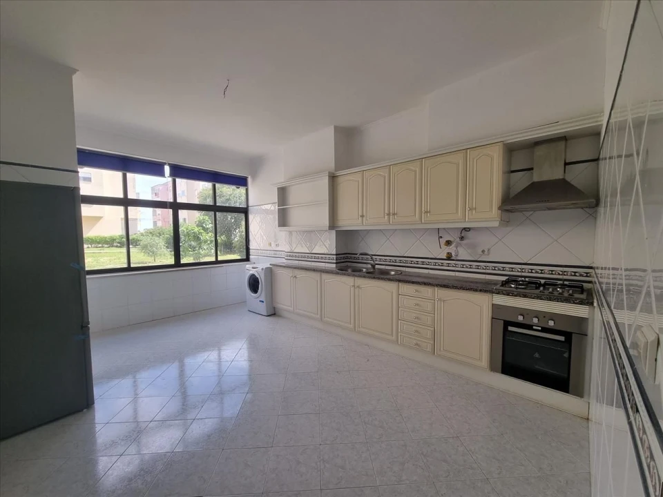 Apartamento T3 para Venda em Marvila, Ribeira Santarém, São Salvador, São Nicolau Foto 4