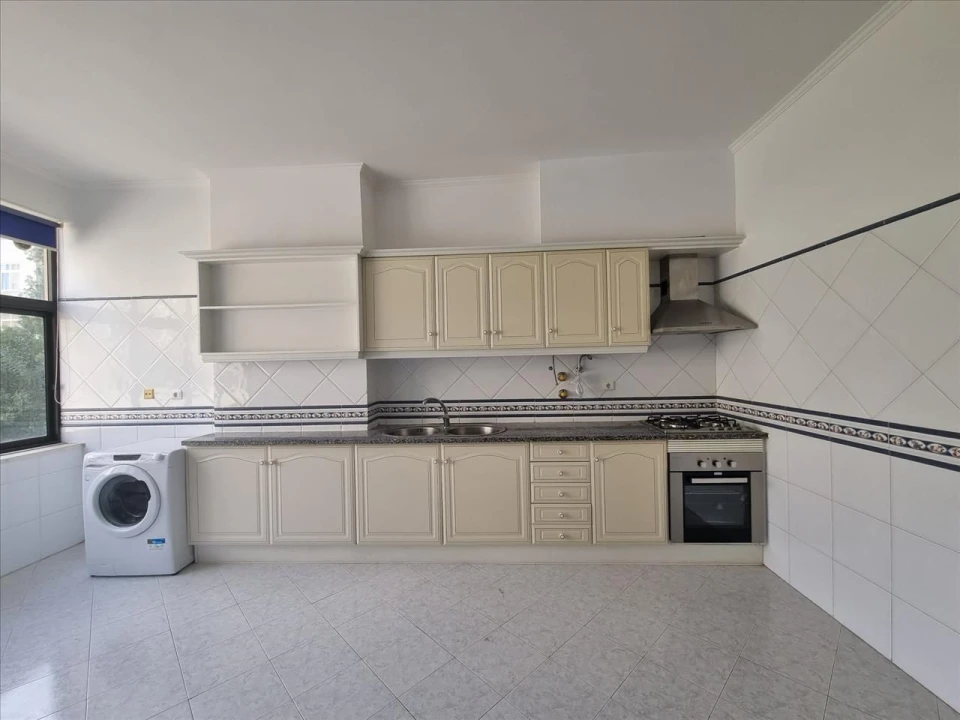Apartamento T3 para Venda em Marvila, Ribeira Santarém, São Salvador, São Nicolau Foto 5