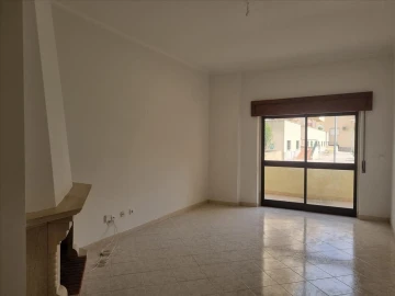 Apartamento T3 para Venda em Marvila, Ribeira Santarém, São Salvador, São Nicolau