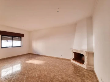 Apartamento T2 para Venda em Marvila, Ribeira Santarém, São Salvador, São Nicolau
