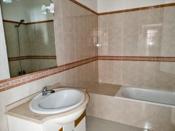 Apartamento T2 para Venda em Marvila, Ribeira Santarém, São Salvador, São Nicolau