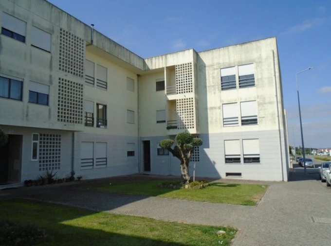 Apartamento T4 para Venda em Alter do Chão Foto 1