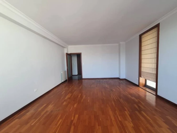 Apartamento T2 para Venda em Moreira Foto 4