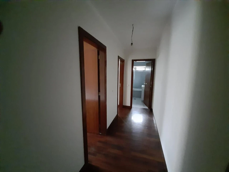 Apartamento T2 para Venda em Valongo Foto 11