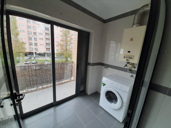 Apartamento T2 para Venda em Valongo Foto 6