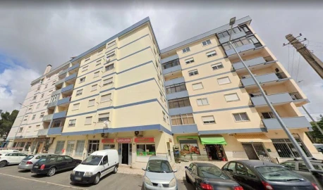Apartamento T2 para Venda em Agualva e Mira-Sintra