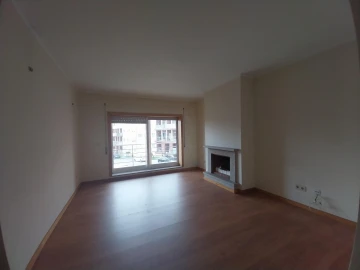 Apartamento T2 para Venda em Canelas