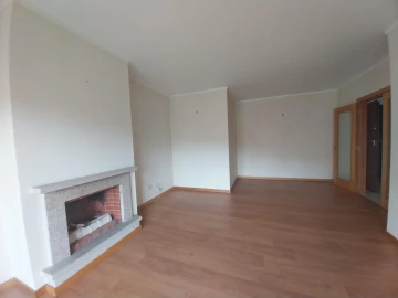 Apartamento T2 para Venda em Canelas