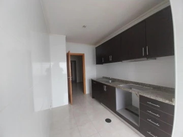 Apartamento T2 para Venda em Canelas