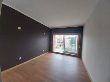 Apartamento T2 para Venda em Canelas