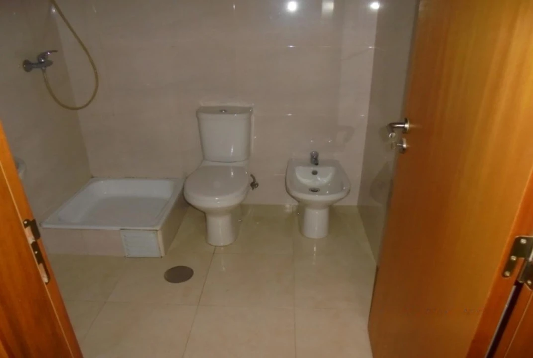 Apartamento T2 para Venda em Canelas Foto 13