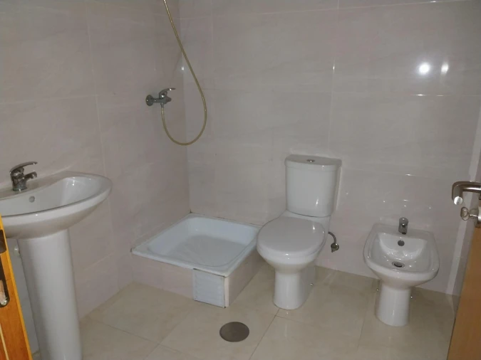 Apartamento T2 para Venda em Canelas Foto 13