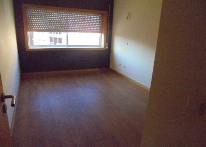 Apartamento T2 para Venda em Canelas Foto 7