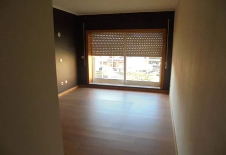 Apartamento T2 para Venda em Canelas Foto 8